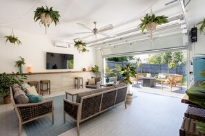 Smart TV, fireplace, table football