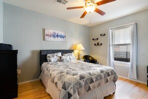 3 bedrooms, WiFi - Entire House Near Texas Tech Medical Center-2min (Marrakech)