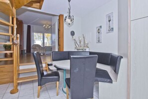 Interior - Only 100 m to the beach, apartment with balcony and terrace - App. Eldena apartment 19 - (Middelhagen)