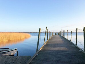 Unclassified image, 2 of 20, button