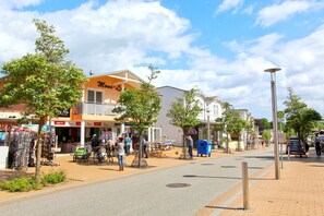 صورة غير مصنفة، 4 من 31، زرّ