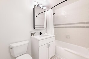 Secadora de cabello y shampoo 