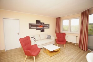 Fernseher, Stereoanlage