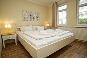 3 bedrooms, WiFi - With sea view and balcony, use of swimming pool and sauna - Sea view apartment 38 - (Göhren)