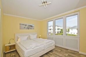 2 dormitorios, escritorio, wifi