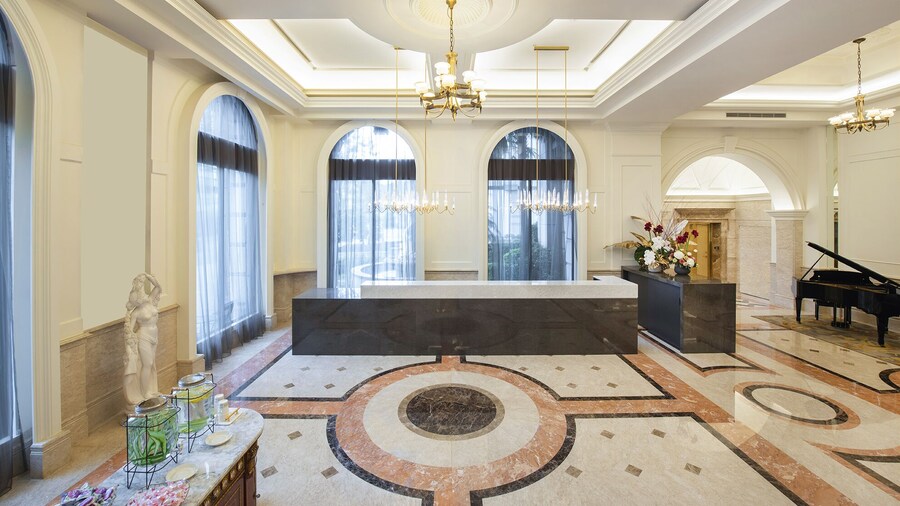 Hamp Court Palace Taipei