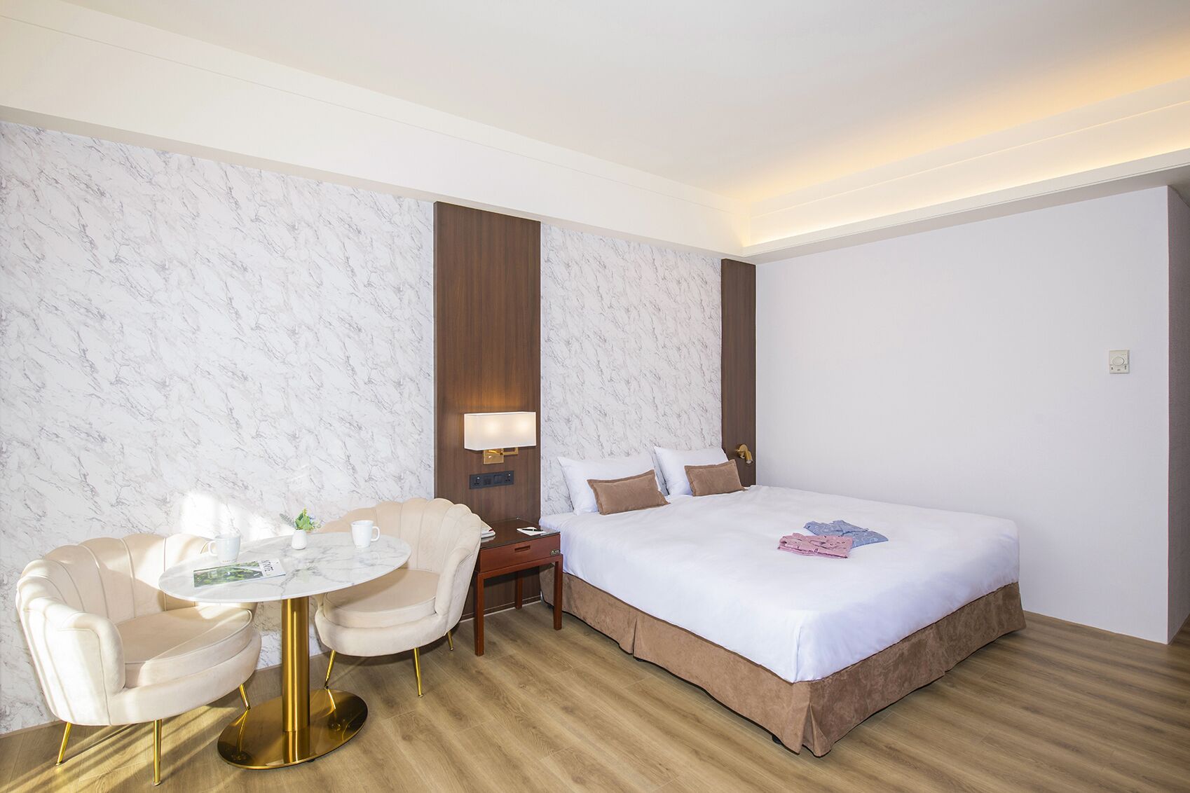 Photo - Hamp Court Palace Taipei