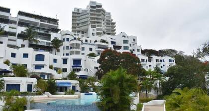 Exclusive apartment in front of the beach with nice seaview in Casa Blanca Same