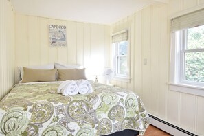 3 chambres, fer et planche à repasser, Wi-Fi gratuit, draps fournis