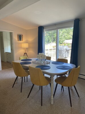 Dining - Walk to bay-side beach from this updated, cozy Cape Cod getaway (Eastham)