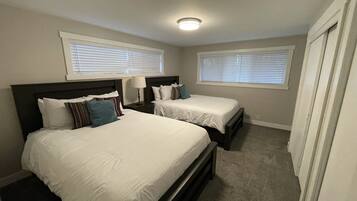 5 bedrooms, iron/ironing board, travel crib, free WiFi