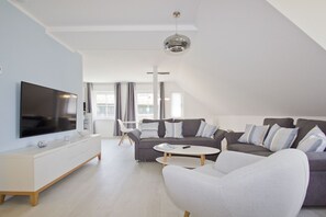 Imagen sin descripción, 2 de 18, botón