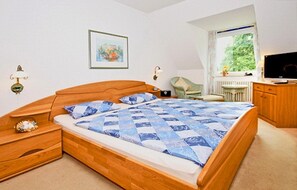 2 Schlafzimmer, Bügeleisen/Bügelbrett, WLAN