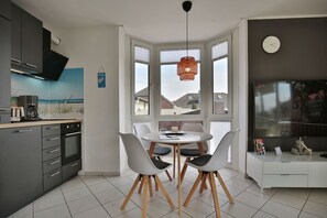 Unclassified image, 2 of 20, button - Gorch-Fock-Str 16 Apartment 4 - Gorch-Fock-Str 16 (Timmendorfer Strand)