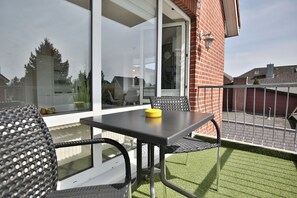Outdoor dining - Gorch-Fock-Str 16 Apartment 4 - Gorch-Fock-Str 16 (Timmendorfer Strand)