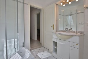 Imagen sin descripción, 4 de 34, botón