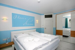 3 slaapkamers, een kluis op de kamer, wifi