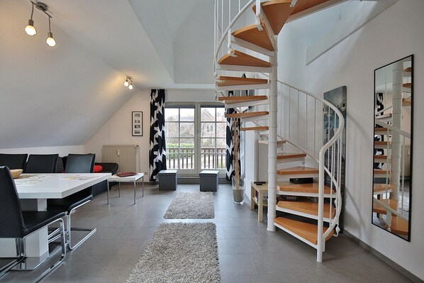 Imagen sin descripción, 1 de 17, botón