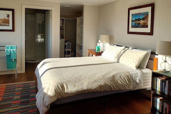 Queen bed in easterly facing room with lovely views