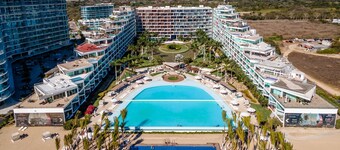 Amazing Apartment! Aria Ocean View Condo 306