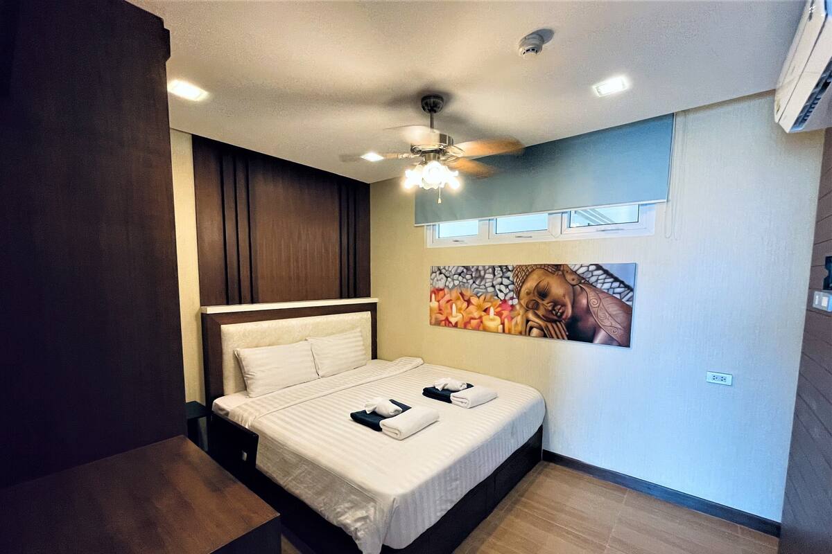 อพาร์ทเมนท์, 2 ห้องนอน, วิวทะเล | ตู้นิรภัยในห้องพัก, เตารีด/โต๊ะรีดผ้า, ห้องพักตกแต่งอย่างมีเอกลักษณ์