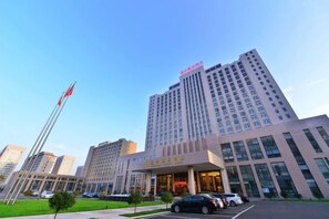 Unclassified image, 4 of 99, button - Shenghe Regent Hotel (Changge)