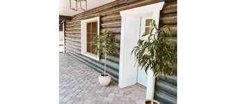 HUGE private “cabin in desert” mansion with resort backyard gilbert
