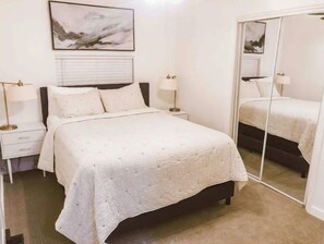 7 間睡房、書桌、熨斗/熨衫板、免費 Wi-Fi