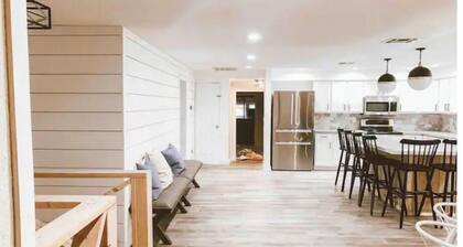 HUGE private “cabin in desert” mansion with resort backyard gilbert