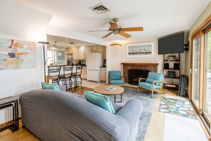 Nicht klassifiziertes Bild, 3 von 49, Schaltfläche