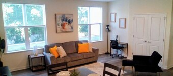 Family-Sized 2BR Apt - Near Rutgers & RWJ Hospital -Pet-Friendly!