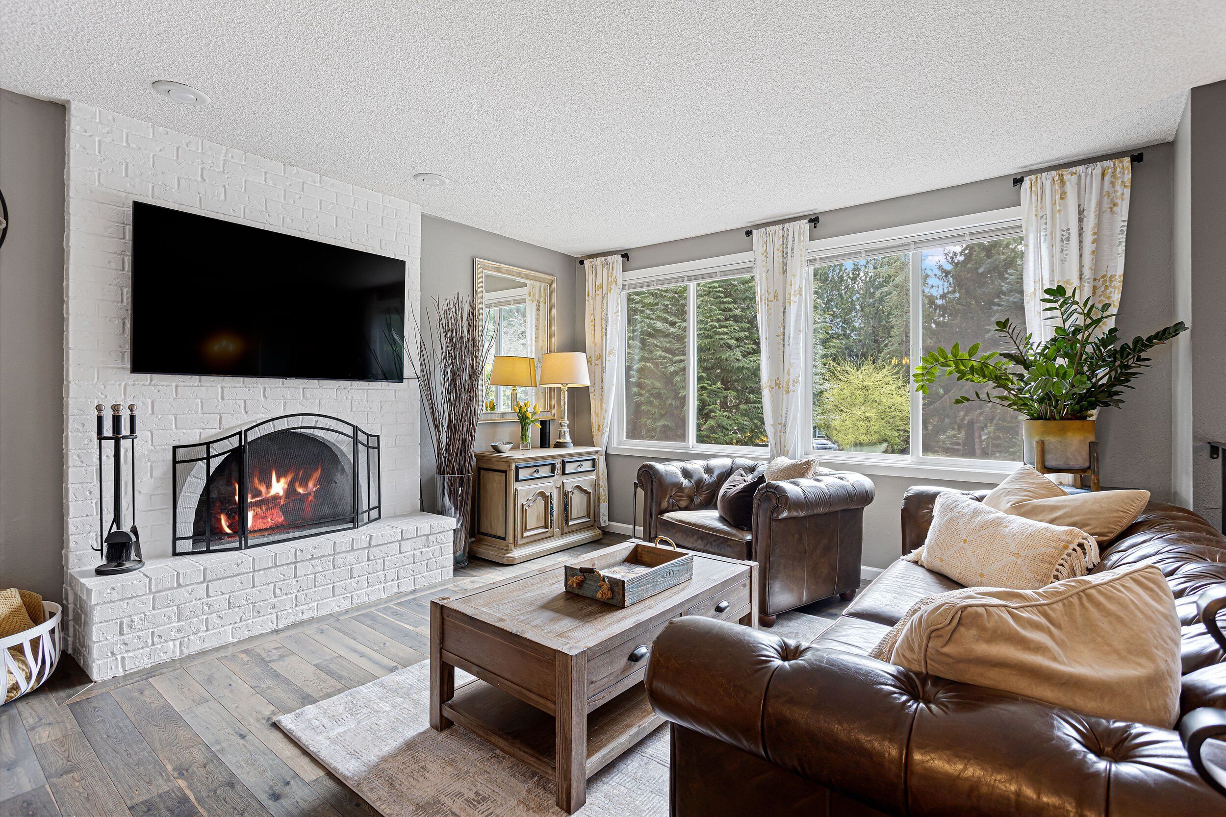 4BR House nestled near Woodinville Wine Country