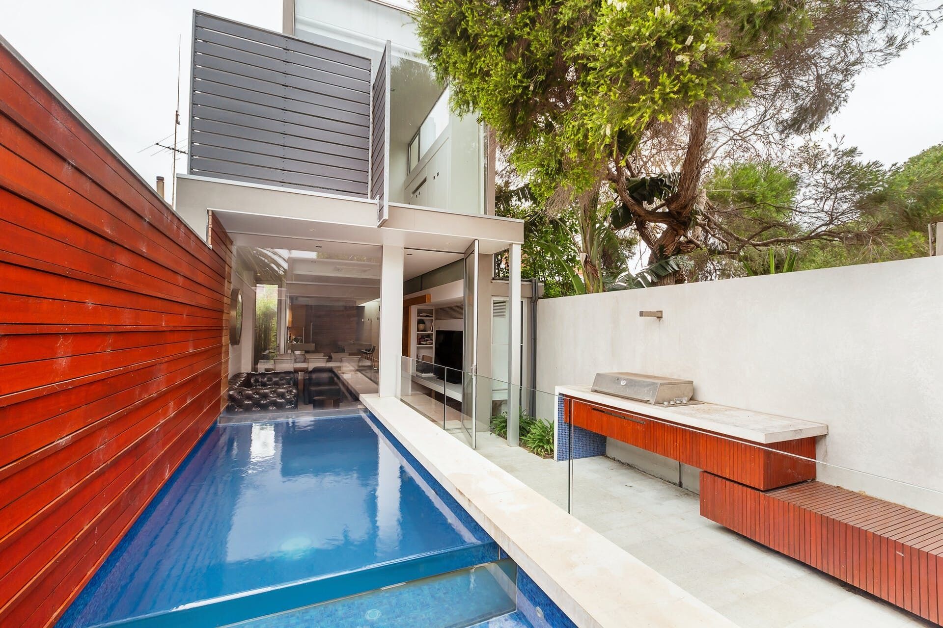 St Aubin, Albert Park