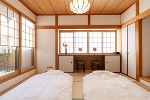 Executive Condo | 4 bedrooms, blackout drapes, free WiFi - rakutei (Kyoto)