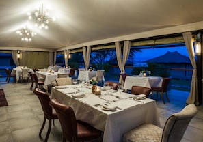 Restaurant - The Cliff (Nakuru)
