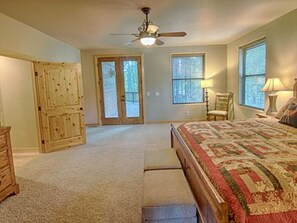 4 camere, ferro/asse da stiro, Wi-Fi gratuito, lenzuola