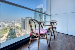 Deluxe Apartment, 2 Bedrooms, Non Smoking | Balcony view