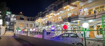 Holiday Resort Hotel kalam