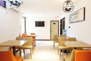 Dining - City Comfort Inn Hotel (Zhongshan Banfu) (Zhongshan)