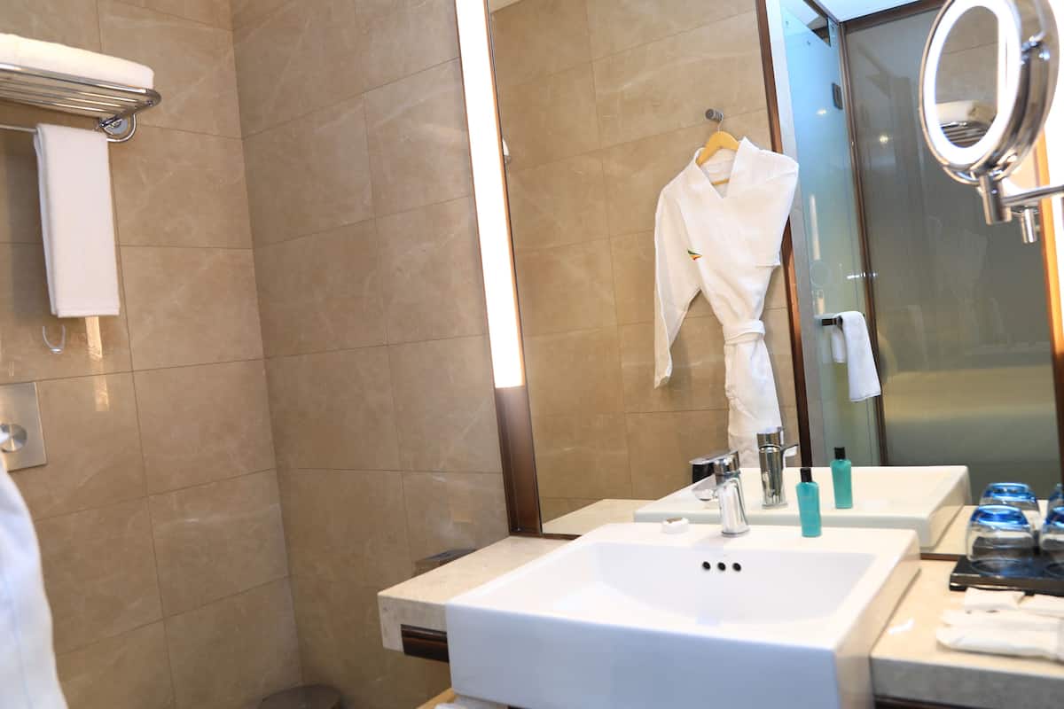 desk, soundproofing, iron/ironing board, free wifi