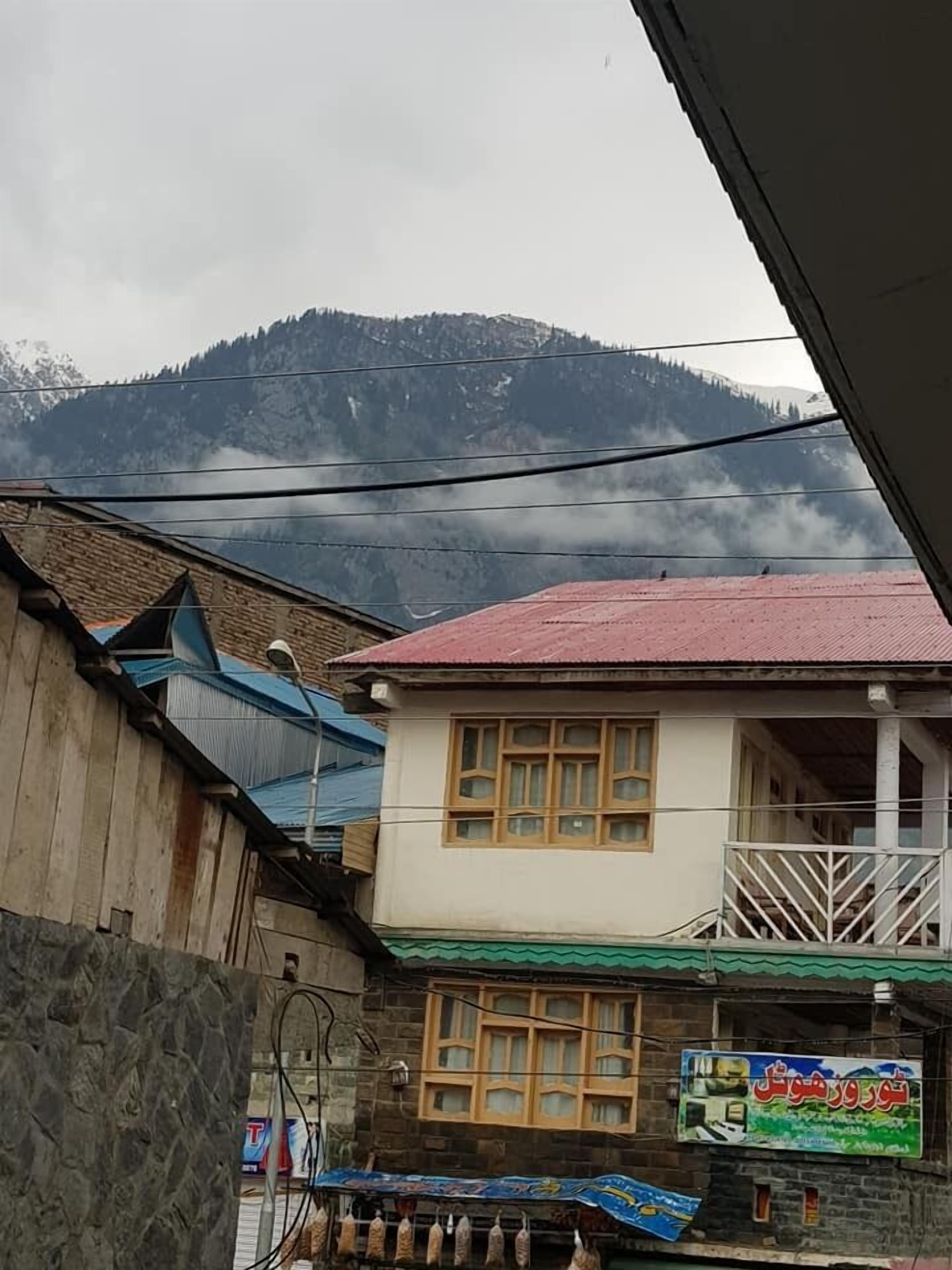 Standard Double Room | Mountain view