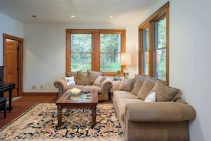 Smart TV, fireplace, offices