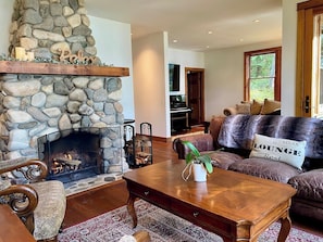 Smart TV, fireplace, offices