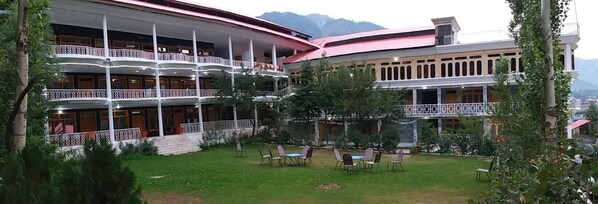 Interior - Diamond Hotel (Swat)