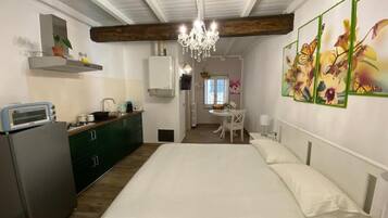 1 Schlafzimmer, Bügeleisen/Bügelbrett, kostenloses WLAN, Bettwäsche