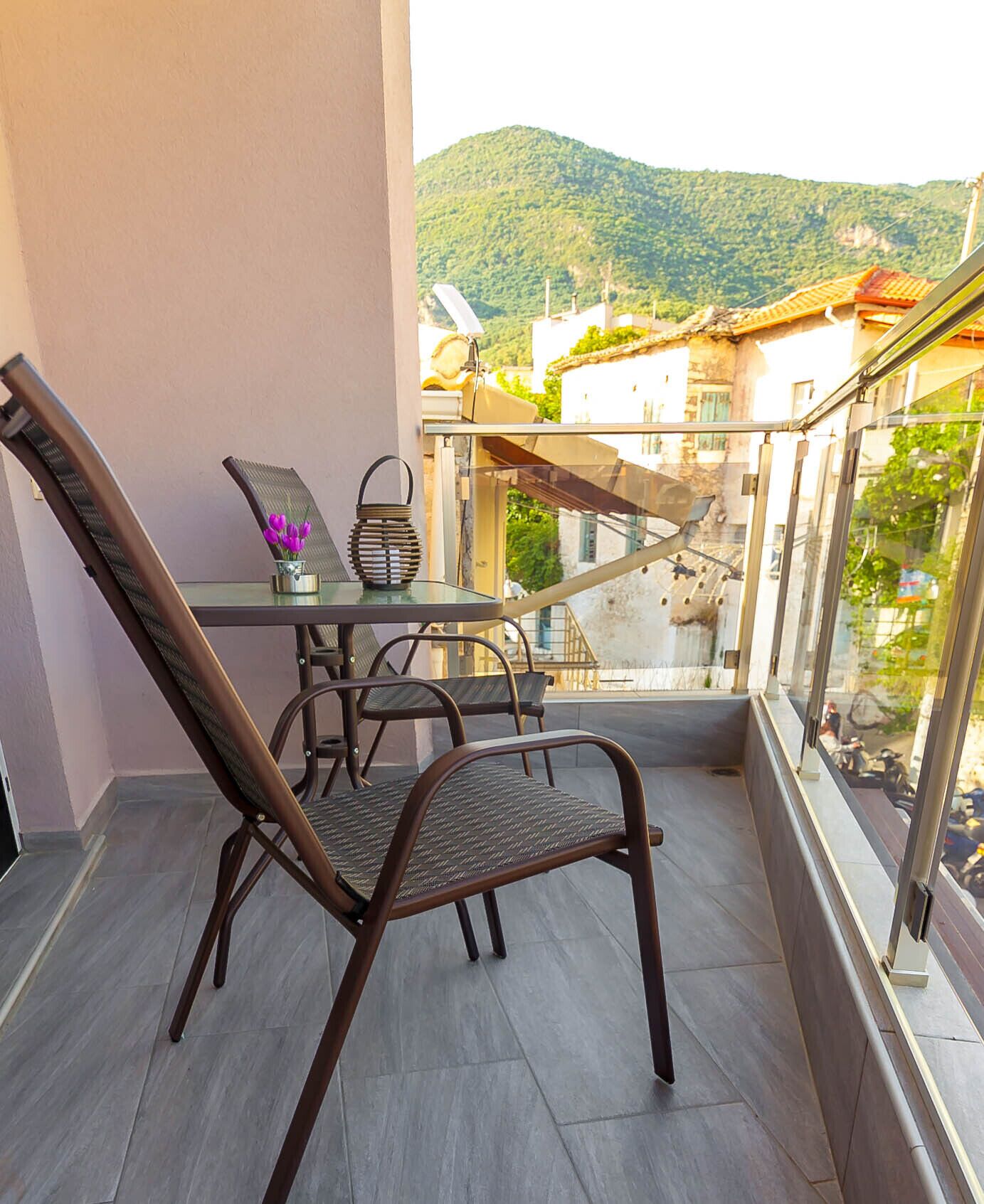 Deluxe-Doppelzimmer, 1 King-Bett, Stadtblick | Terrasse/Patio