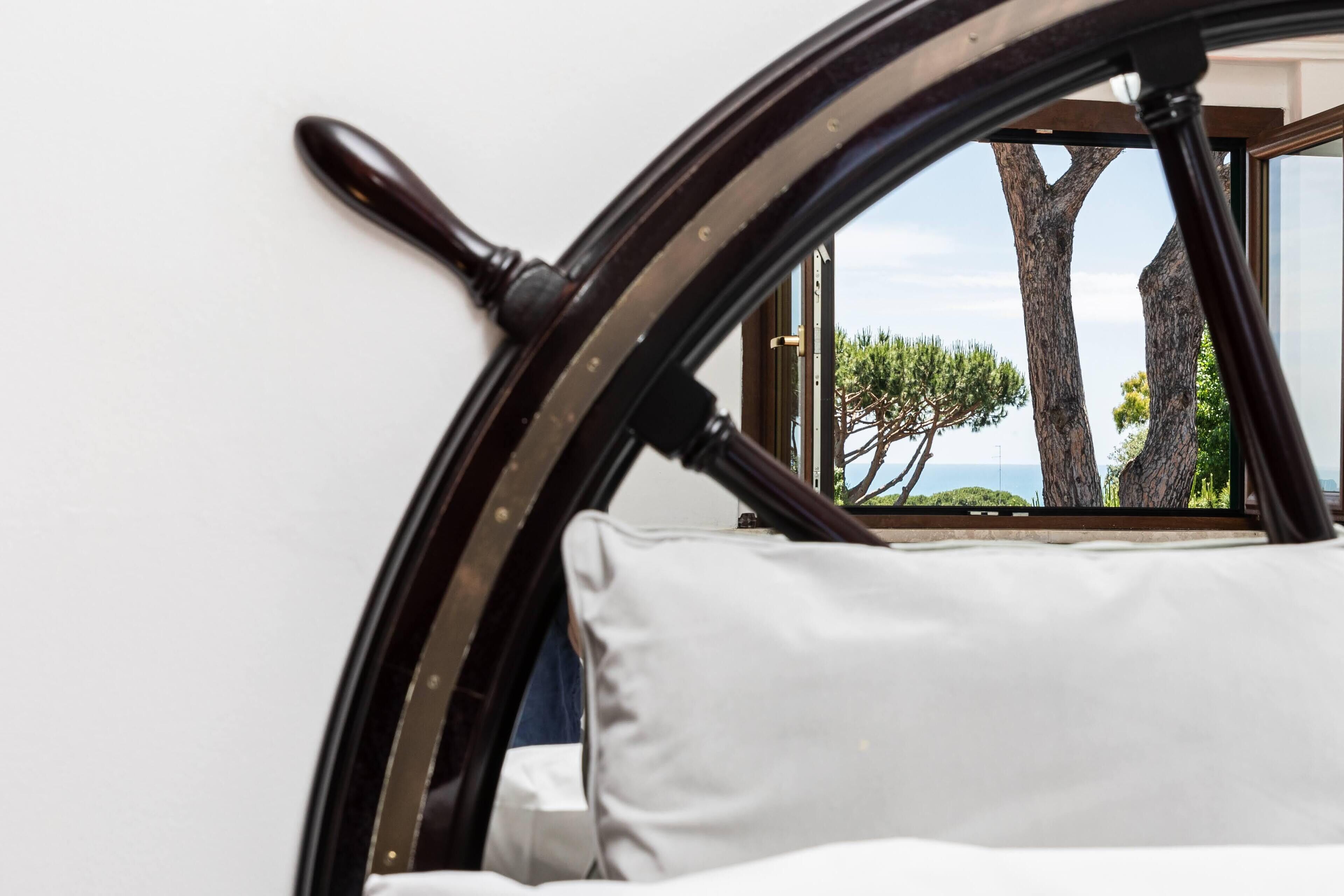 5 chambres, fer et planche à repasser, lit parapluie, Wi-Fi gratuit