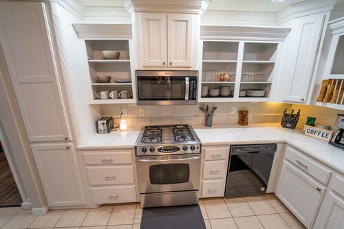 Drover House | USAO | Private Pool | King Bed | WD