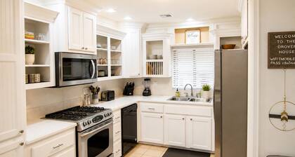 Drover House | USAO | Private Pool | King Bed | WD