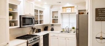 Drover House | USAO | Private Pool | King Bed | WD